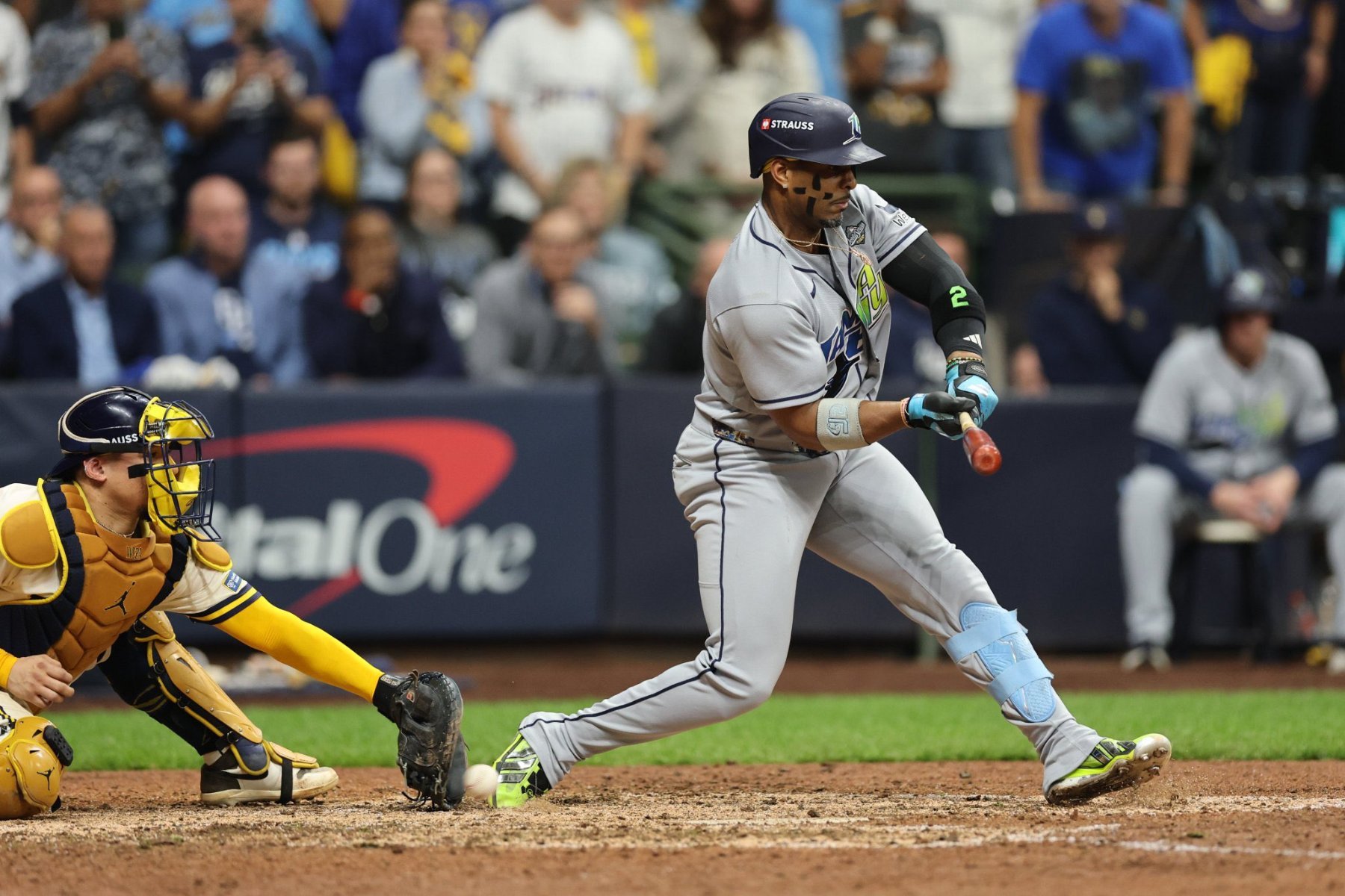 checkswing.jpg.5025c5b3eeb838998fd946f6aa097200.jpg