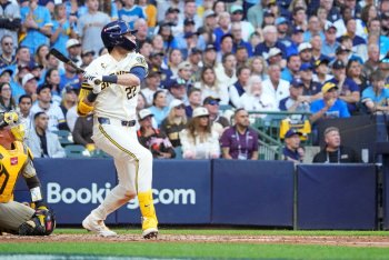 Christian Yelich Looks Locked-In at Right Time for Brewers