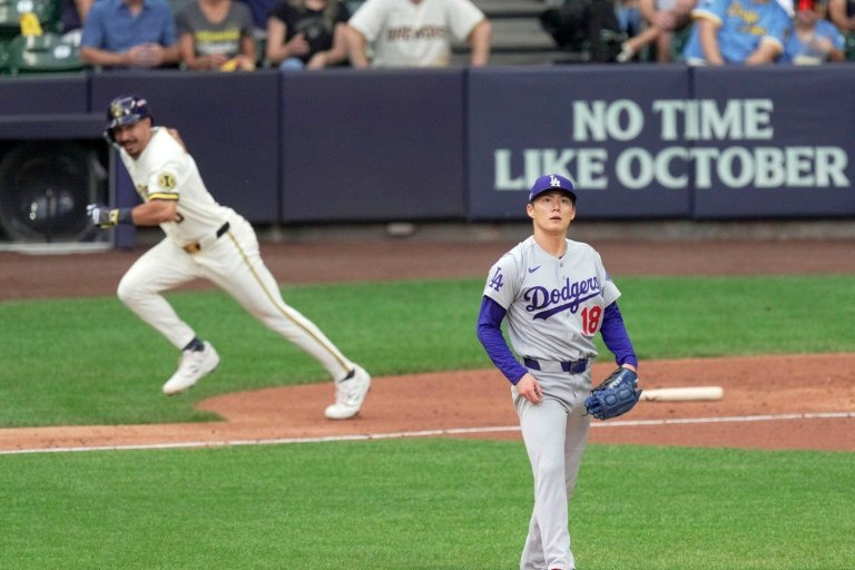 David Hamilton Ran the Brewers to Game 2 NLCS Win