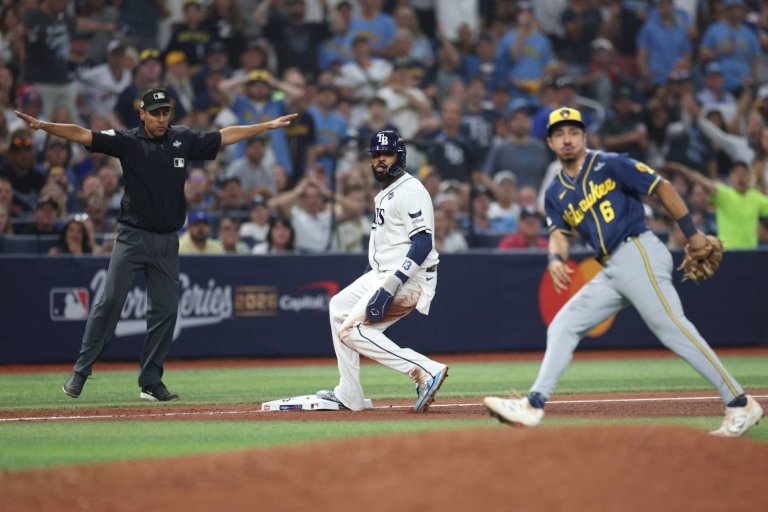 This Time, It Was the Brewers With the Rare Miscues, Costing A Chance to Sweep the World Series