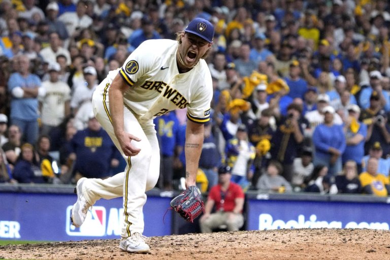 It Wasn't Pretty, But Brewers Did What They Needed to Do in NLDS Game 1 Win