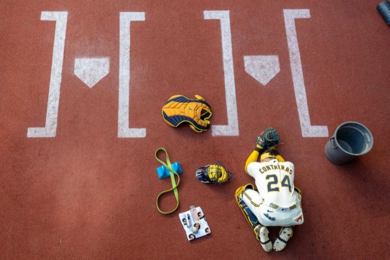 Before It Costs Brewers Even More, William Contreras Needs to Clean Up His Pitch-Blocking